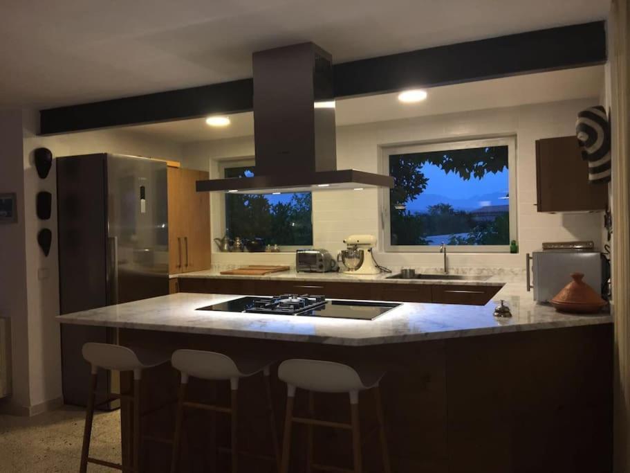 Villa In Albir ラルファス・デル・ピ エクステリア 写真