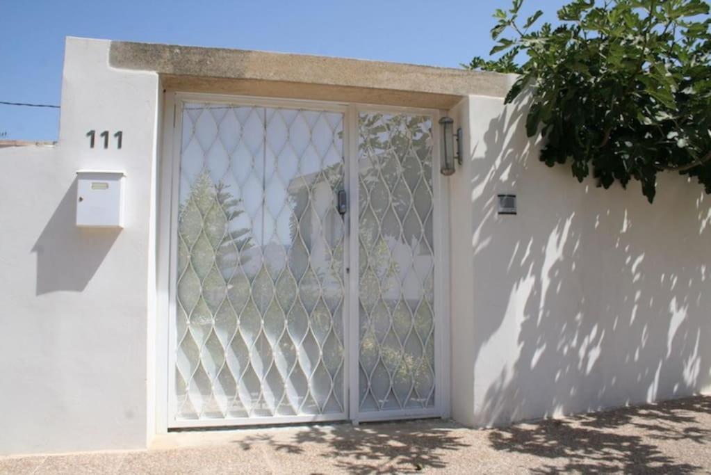 Villa In Albir ラルファス・デル・ピ エクステリア 写真