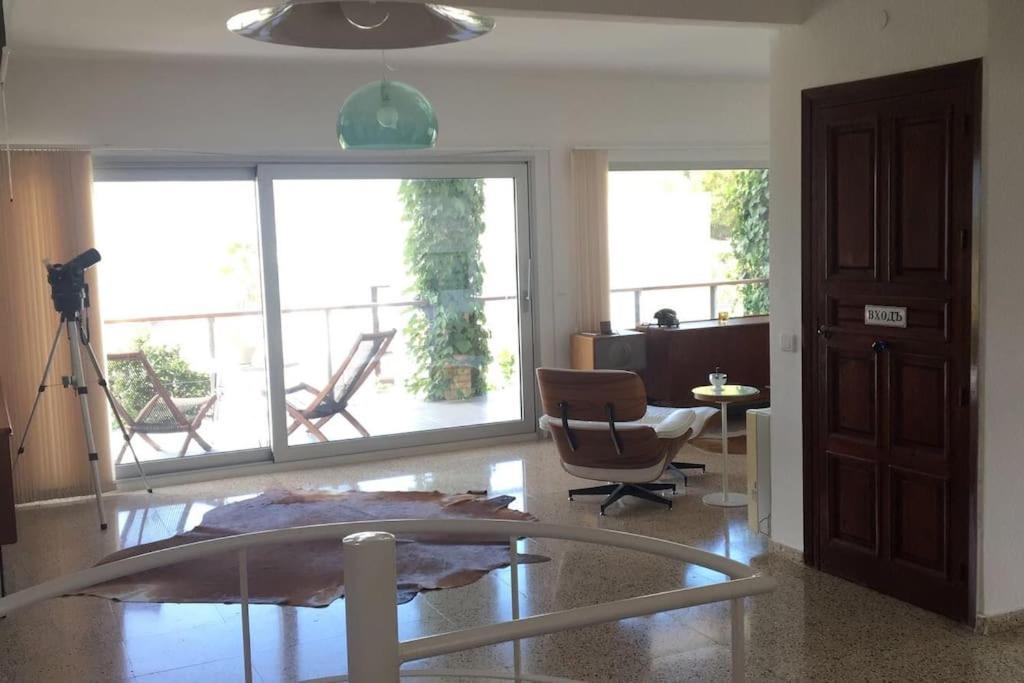 Villa In Albir ラルファス・デル・ピ エクステリア 写真